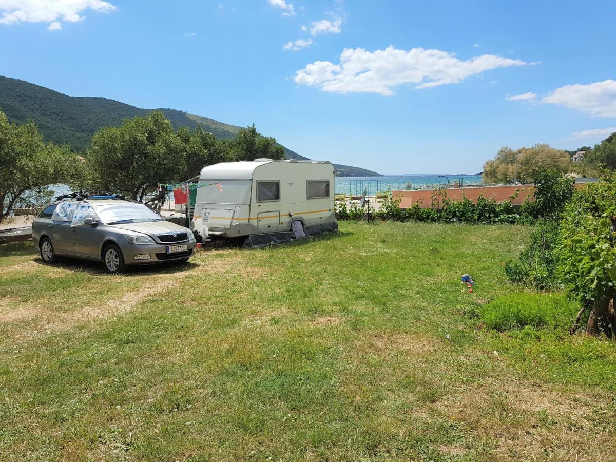 Auto Camp On The Beach - Grebastica Luaran gambar